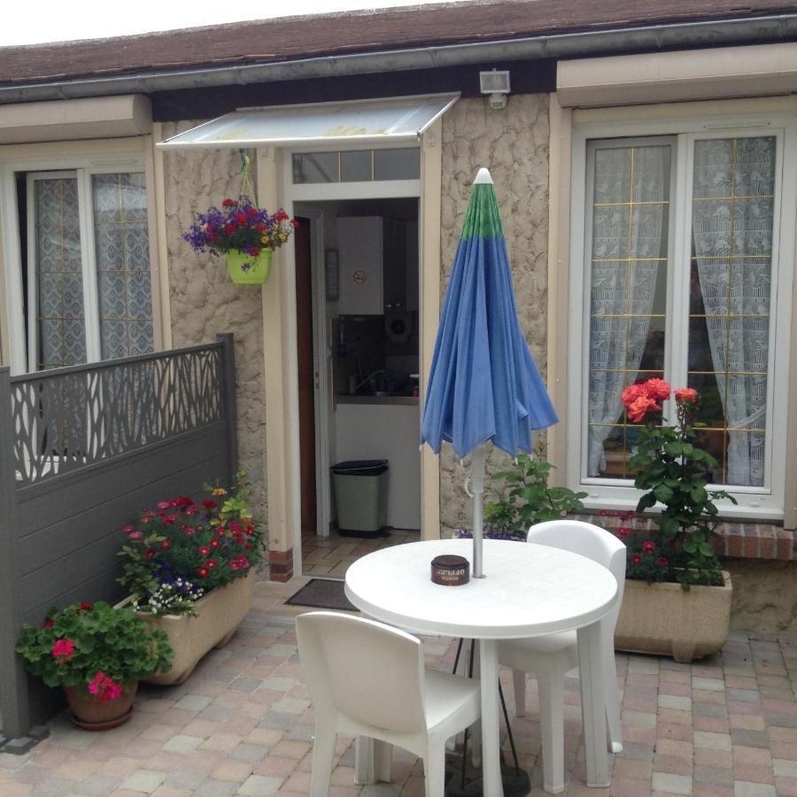 Au Bon Gite - Studio Arromanches-les-Bains Eksteriør billede